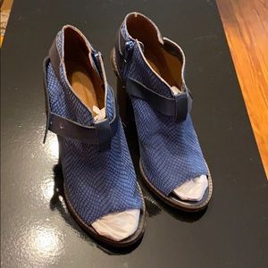 Sixty Seven Navy Blue open toed Bootie